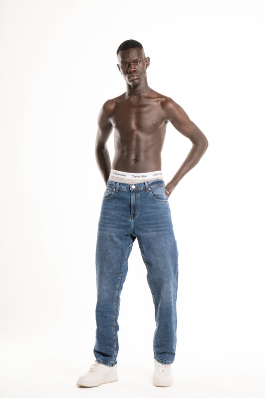 Straight fit jeans in mid blue wash