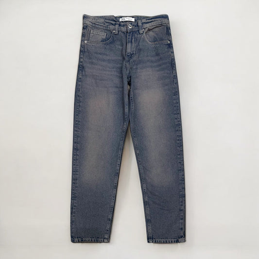 Relaxed fit jeans in darck blue washed with purple tint